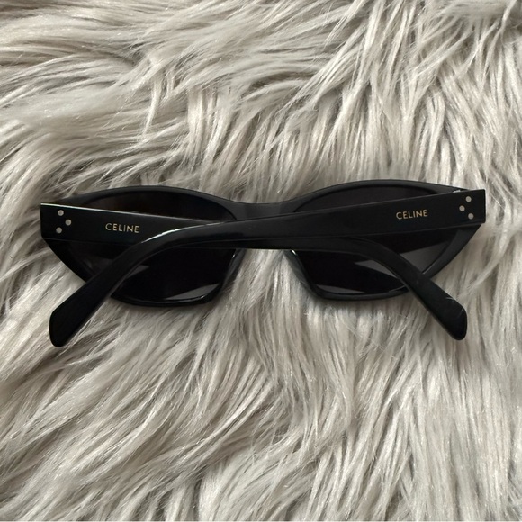 CELINE CL40251U Sunglasses in Black - Picture 6 of 14